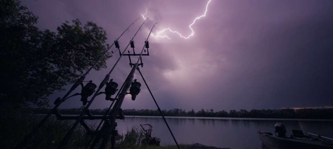 Orages en Saône – Pêche de la carpe au printemps